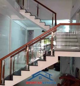 Cầu thang kính - Minh Tân Window - Công Ty TNHH Kinh Doanh Thương Mại Sản Xuất Minh Tân